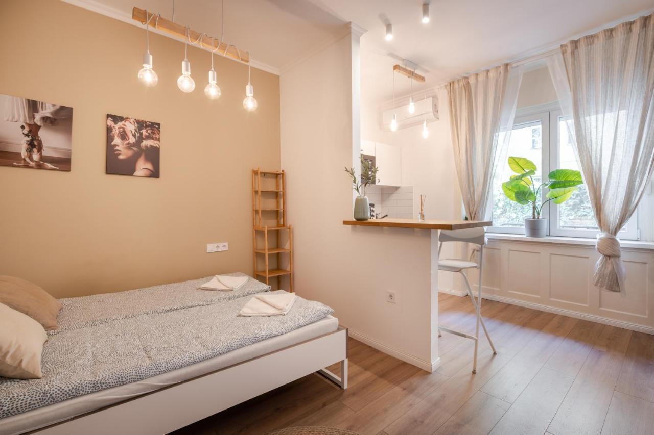 D71 Superior Apartments, Best Location, By Bqa Budapest Eksteriør bilde