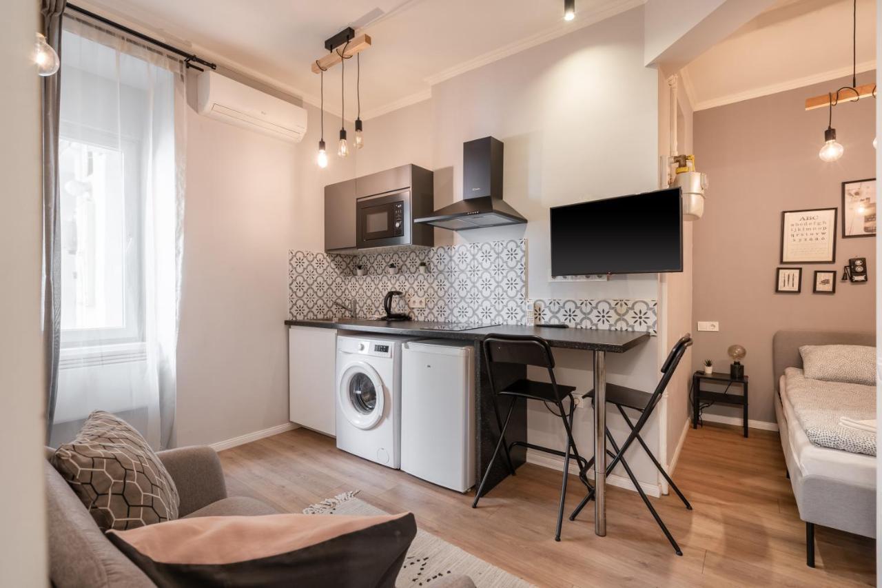 D71 Superior Apartments, Best Location, By Bqa Budapest Eksteriør bilde
